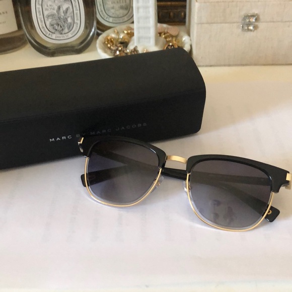 Marc Jacobs Accessories - Marc Jacobs sunglasses!